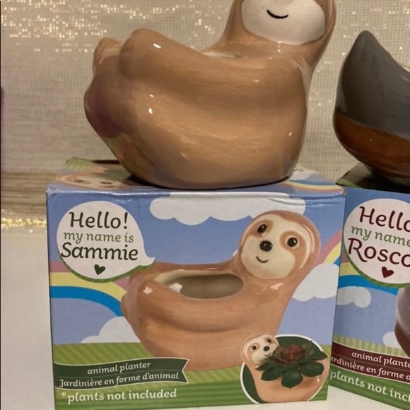 2 Plant Pots (animals) - Picture 5 of 7